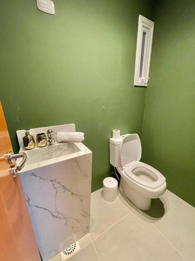 Apartamento De Luxo Casa De Pedra Apartment กรามาโด ภายนอก รูปภาพ